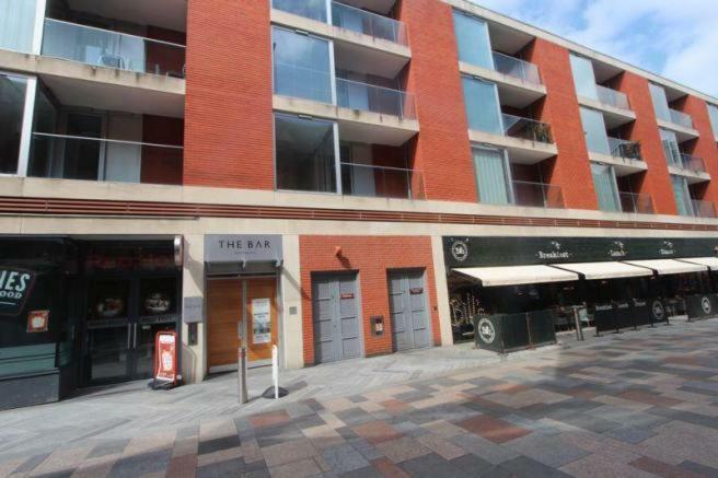 Highcross Deluxe Apartment 莱切斯特 外观 照片