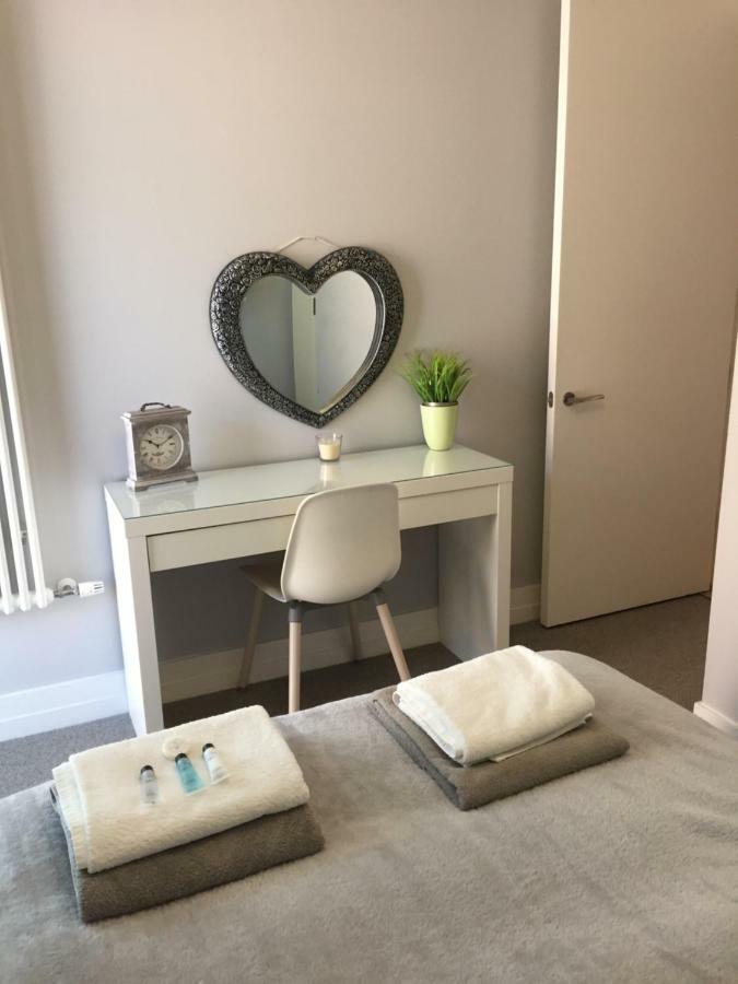 Highcross Deluxe Apartment 莱切斯特 外观 照片