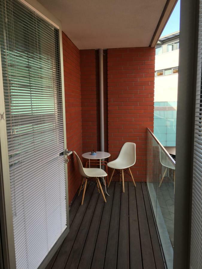 Highcross Deluxe Apartment 莱切斯特 外观 照片